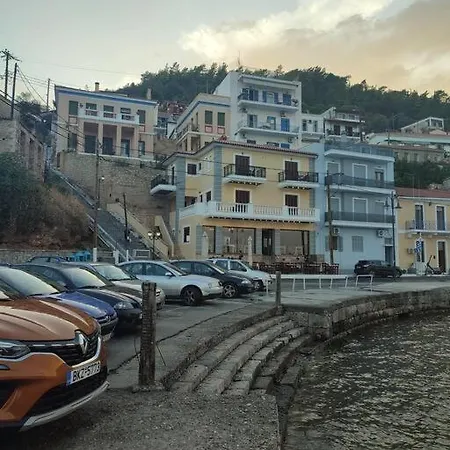 La Mer Gythio Exterior photo