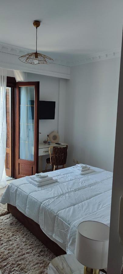 La Apartment *
